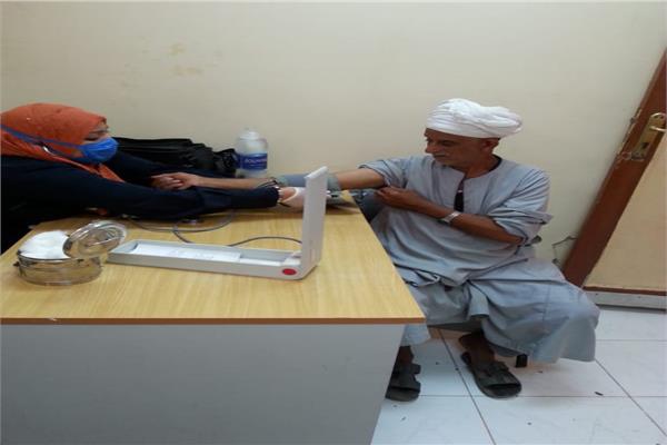 سوهاج تطلق المبادرة الرئاسية 100 مليون صحة
