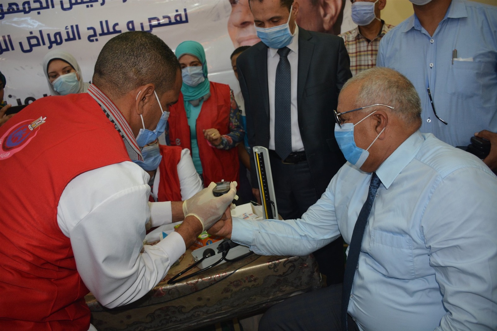 بدء مبادرة "100 مليون صحة" لعلاج الأمراض المزمنة 