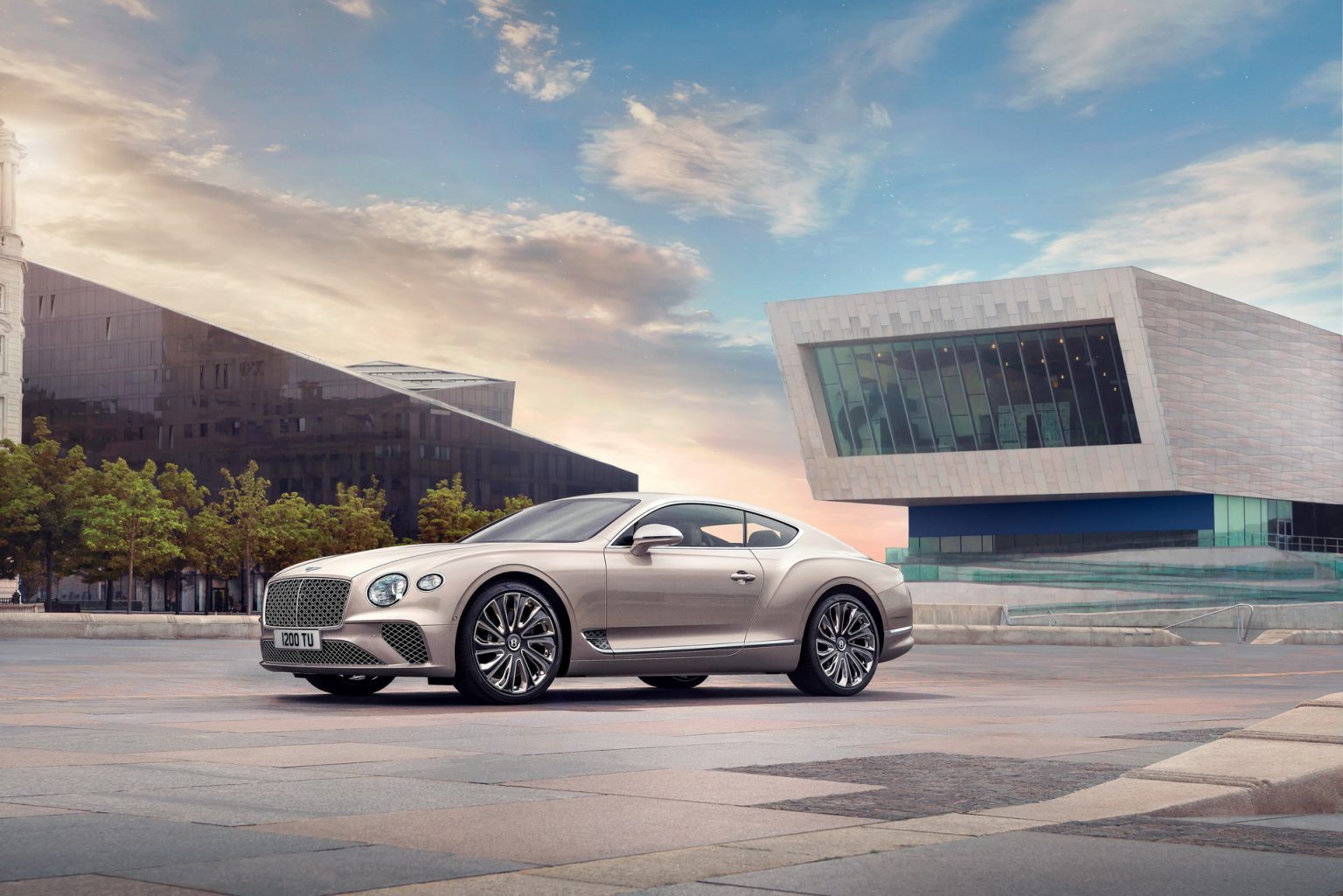 بنتلي كونتيننتال مولينر bentley continental gt 