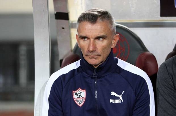 بارتيس كارتيرون مدرب الزمالك السابق