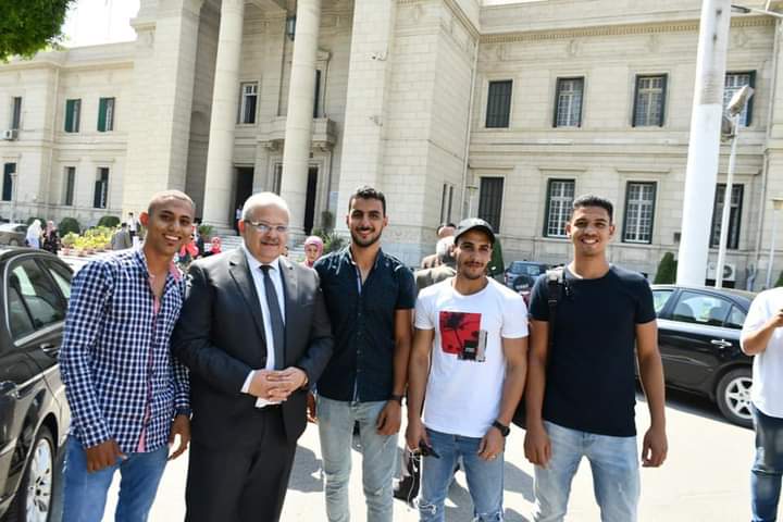 رئيس جامعة القاهرة 