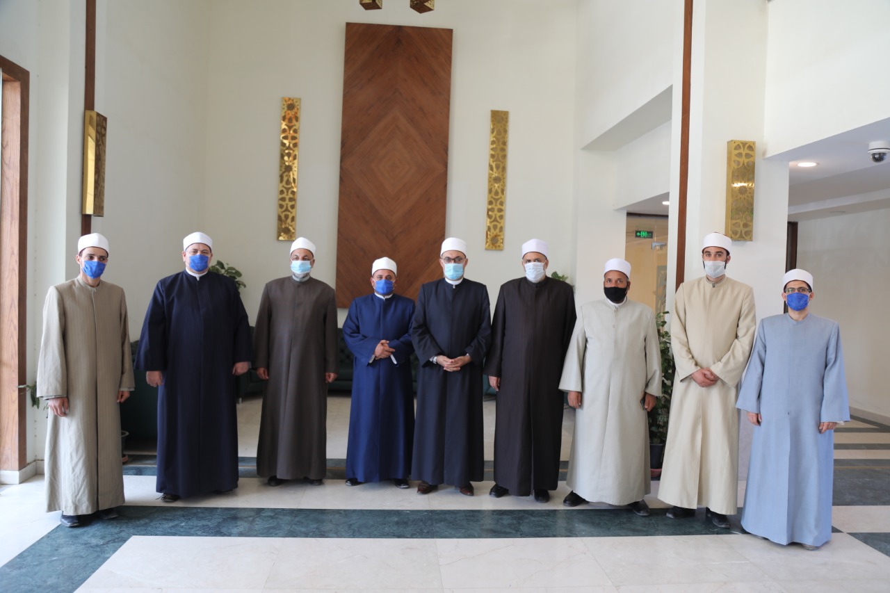 البحوث الإسلامية يطلق قافلة توعوية وتنموية إلى وادي العلاقي