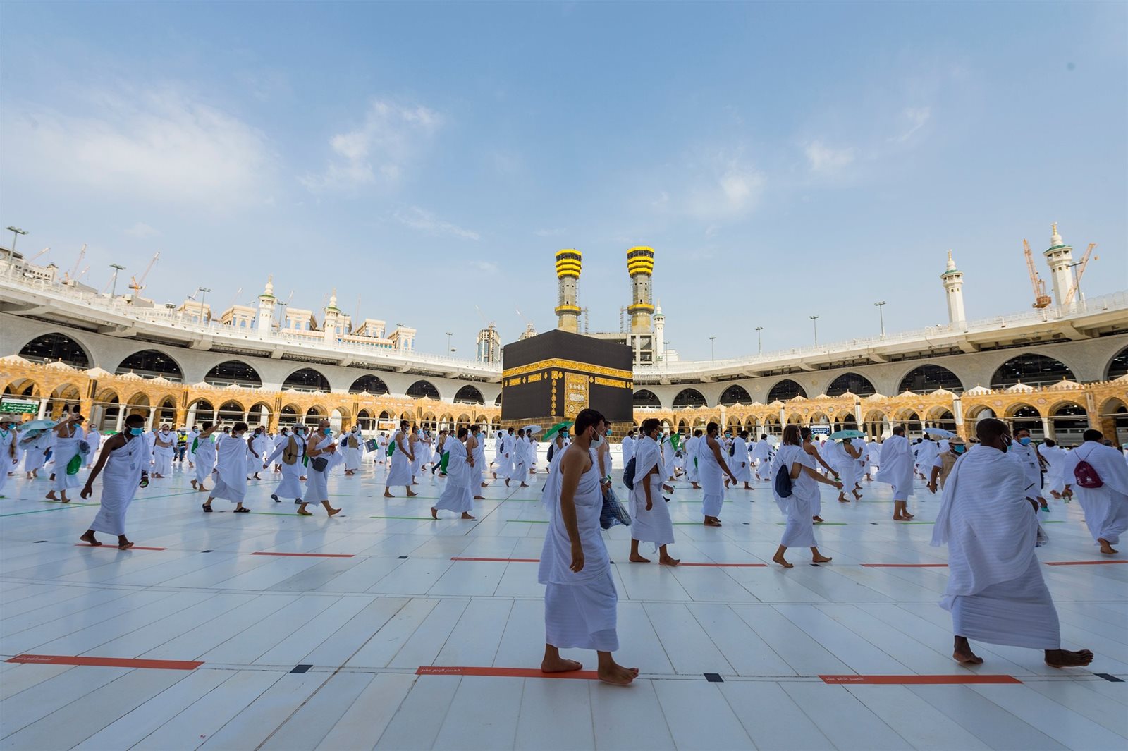 وزارة الحج والعمرة: يشترط الخلو من كورونا والإلتزام بالتوقيت