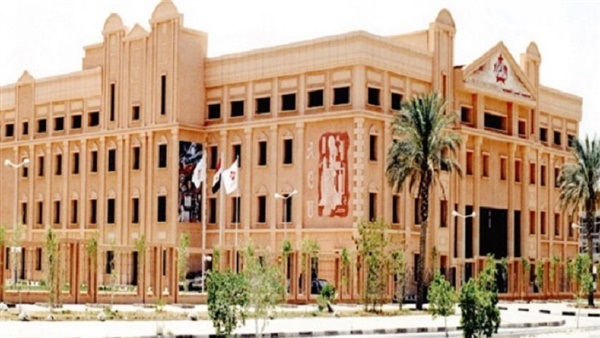 جامعة الاهرام الكندية 