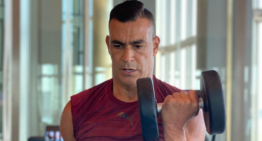 عصام الحضري