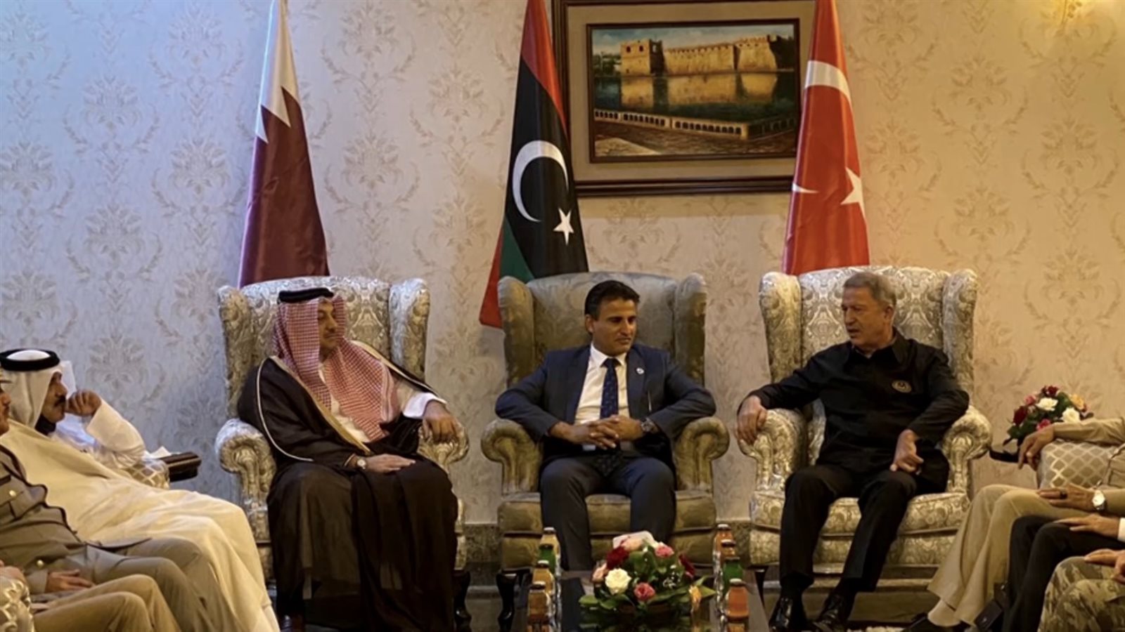 وزراء دفاع قطر وتركيا والوفاق