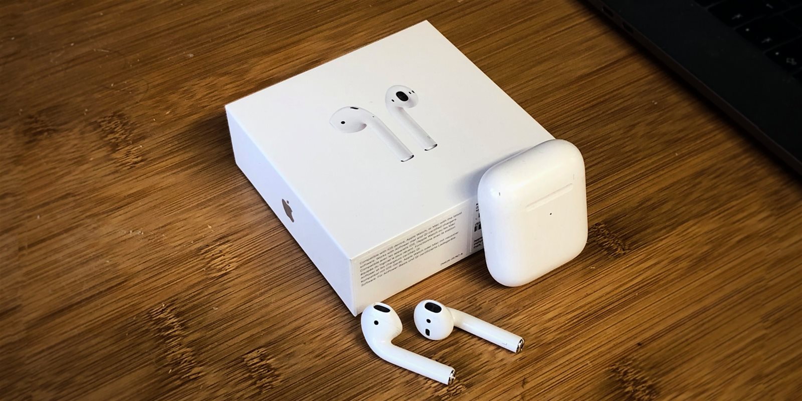 للنشر9 صباحا..خصم 50%.. اشتري سماعة AirPods 2 بـ 980 جنيهاً