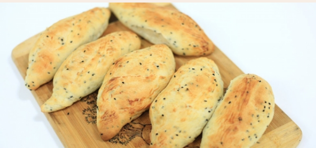  طريقة عمل خبز بالجبنة في المنزل