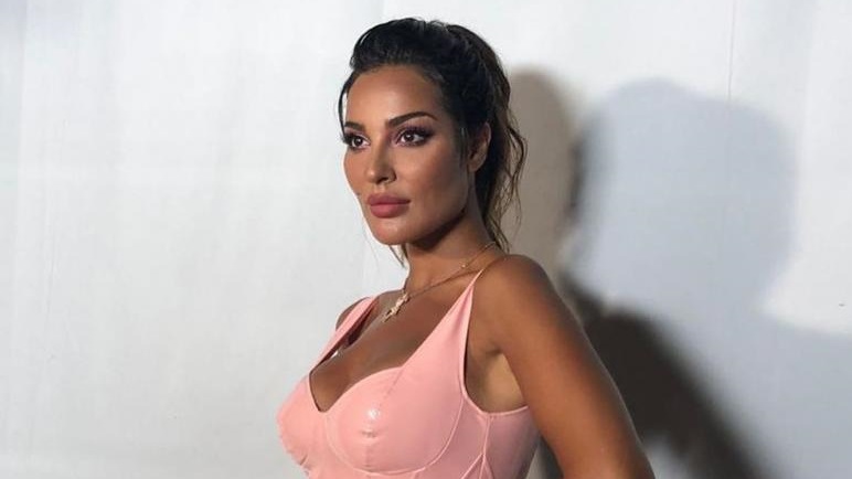 نادين نجيم 