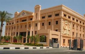 جامعة الاهرام الكندية 