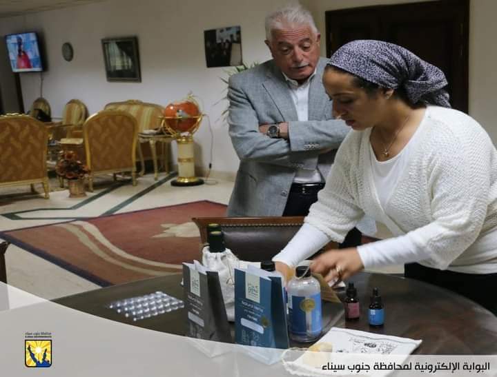 فودة يشهد عينات التعبئة والتغليف