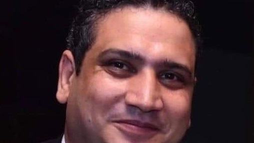 الكاتب الصحفى عماد خليل