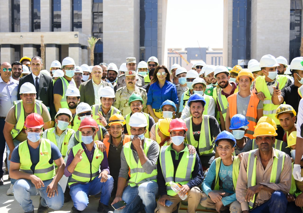 وزيرة الهجرة