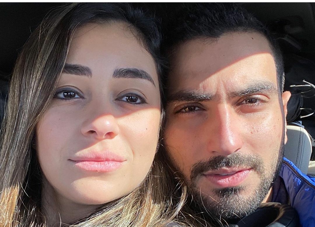 محمد الشرنوبي وزوجته
