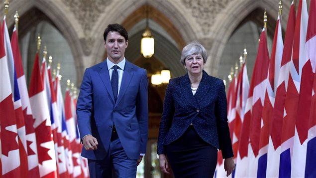 الحكومتان الكندية والبريطانية