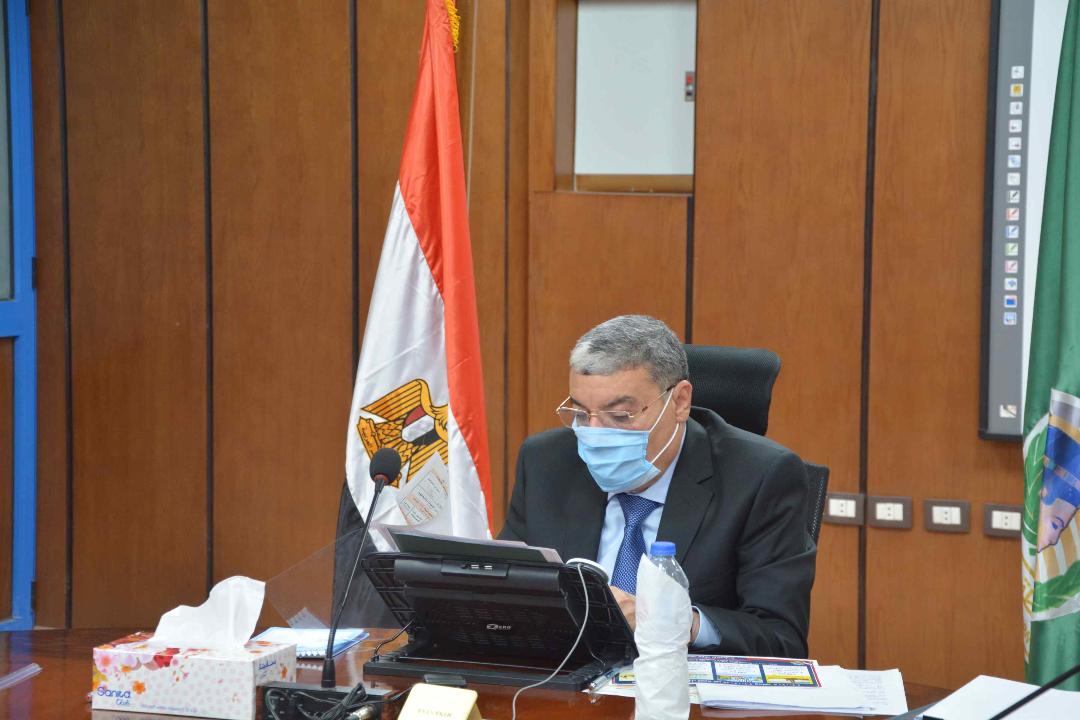 محافظ المنيا