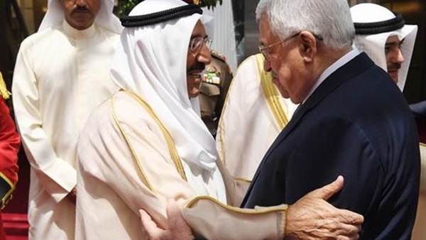 أمير الكويت والرئيس الفلسطيني