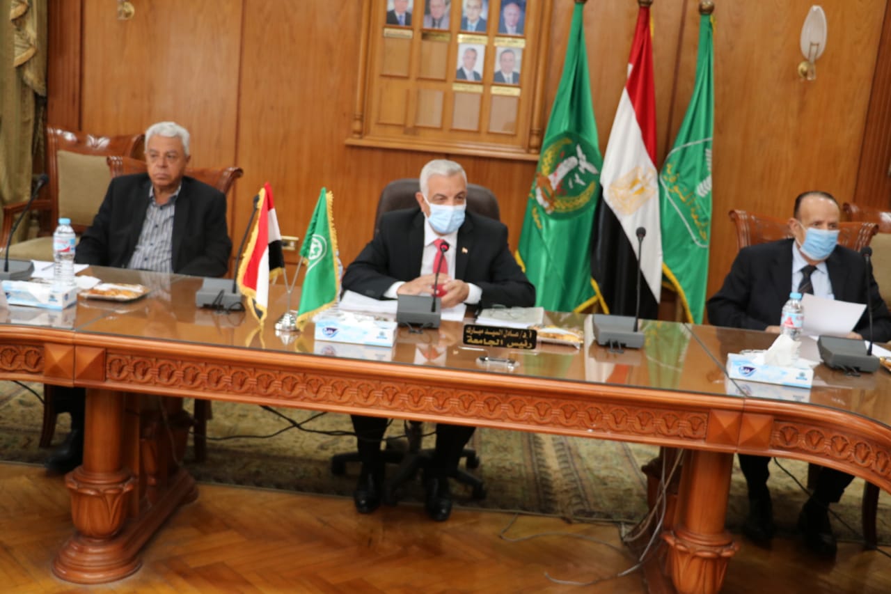 رئيس جامعة المنوفية 