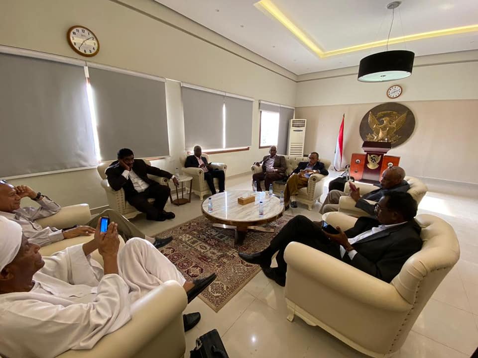 جانب من الوفد المشارك في الإحتفالات