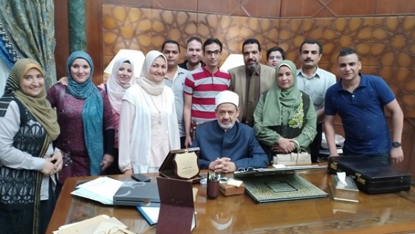 مركز تطوير الوافدين بالأزهر