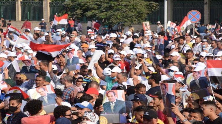 احتفالات المصريين بالأمس