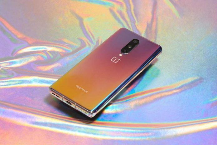 فيديو يكشف الإمكانات الخارقة لهاتف OnePlus 8T قبل إطلاقه