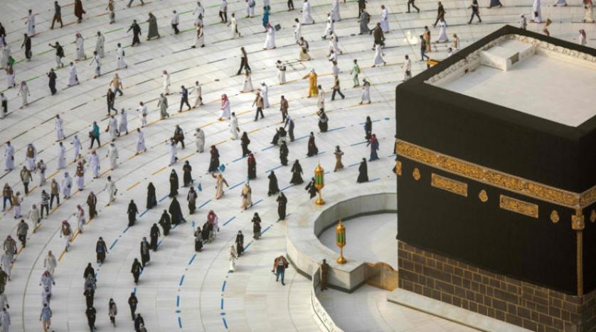 استقبال أول أفواج العمرة بالمسجد الحرام 