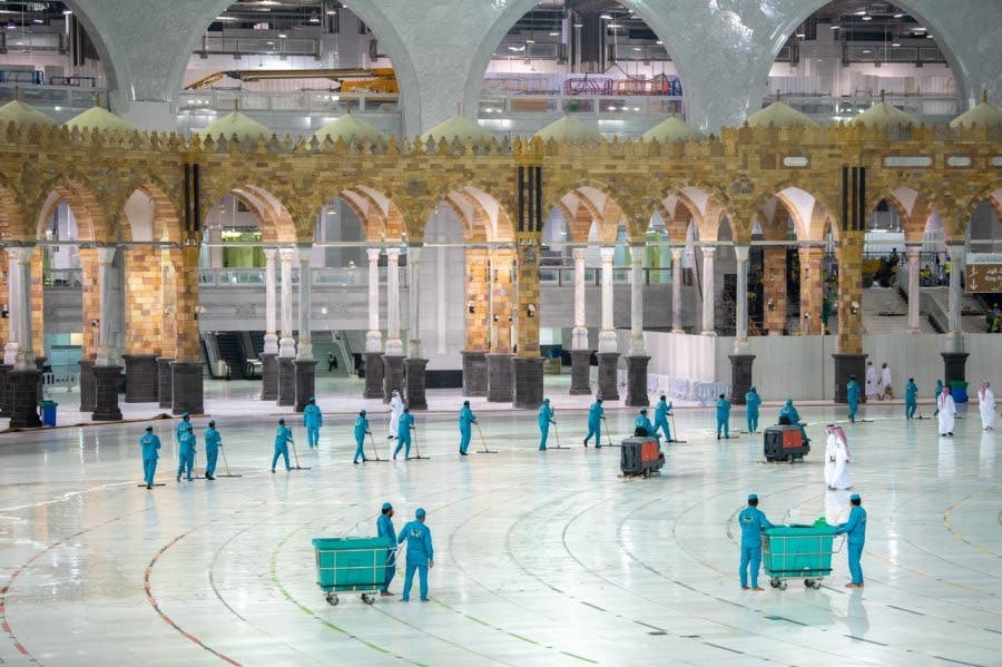 السعودية تؤمن سلامة المعتمرين بعدة طرق 