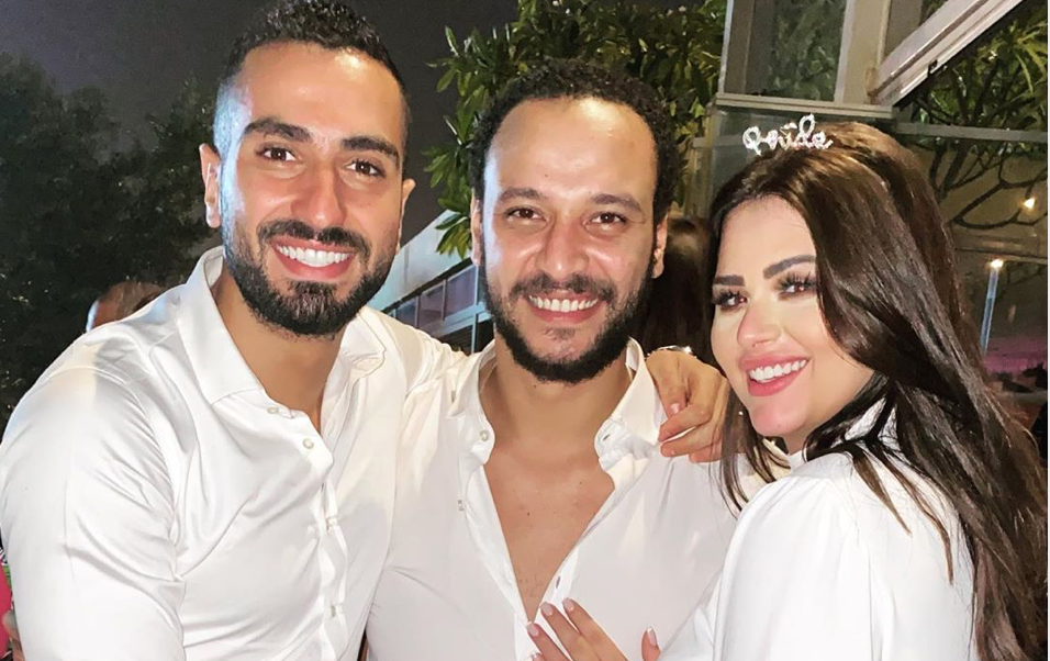 هنادي مهنئ و زوجها و الشرنوبي  