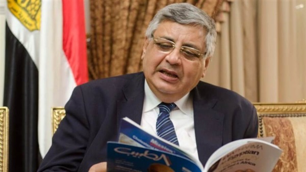 عوض تاج الدين 