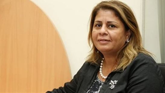 النائبة الراحلة منى منير