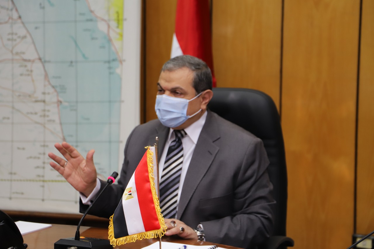 وزير القوى العاملة وزير القوى العاملة