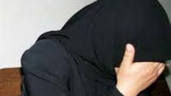 ضبط سيدة روجت لممارسة الدعارة