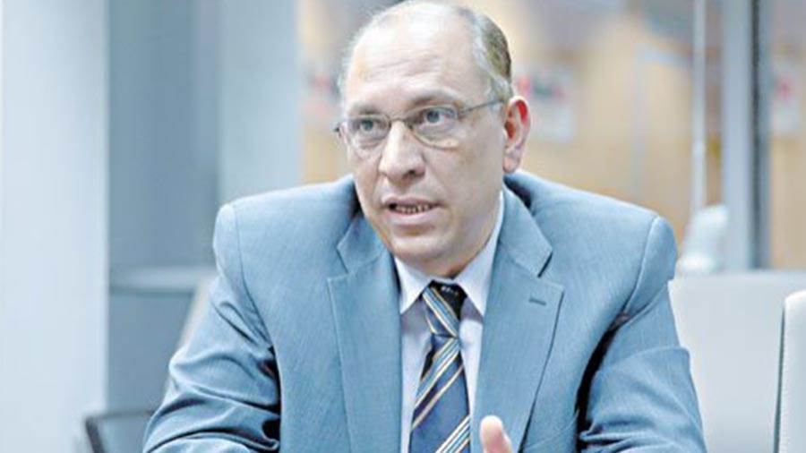 الدكتور طارق توفيق، نائب وزير الصحة لشئون الإسكان