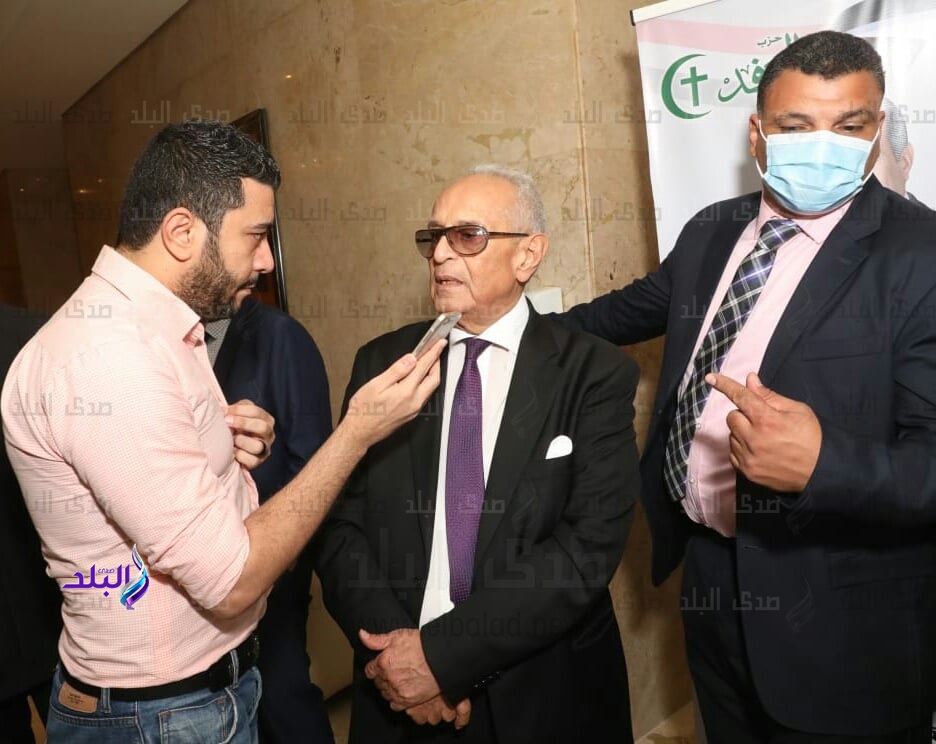معتز الخصوصى فى حواره مع المستشار بهاء أبو شقة رئيس الوفد