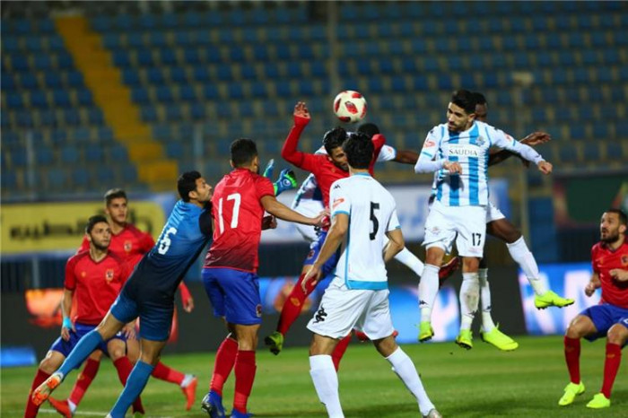 الأهلي ضد بيراميدز
