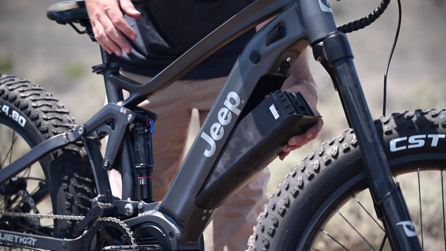 دراجة جيب jeep الهوائية  E-Bike 2020