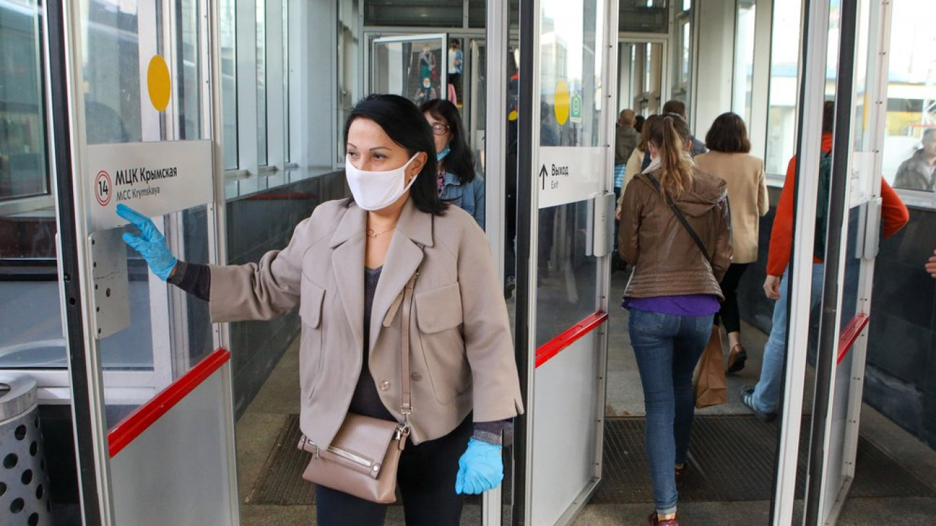 كورونا يجتاح العالم