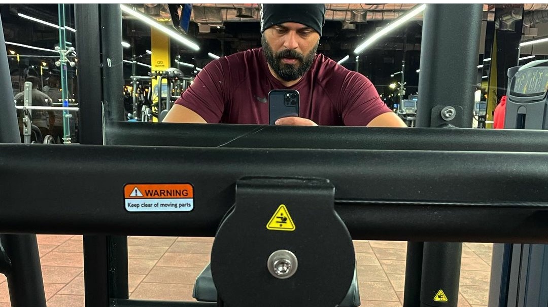 أحمد صلاح حسني