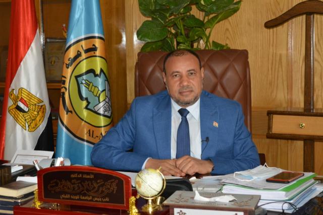  الدكتور محمد عبد المالك نائب رئيس جامعة الأزهر
