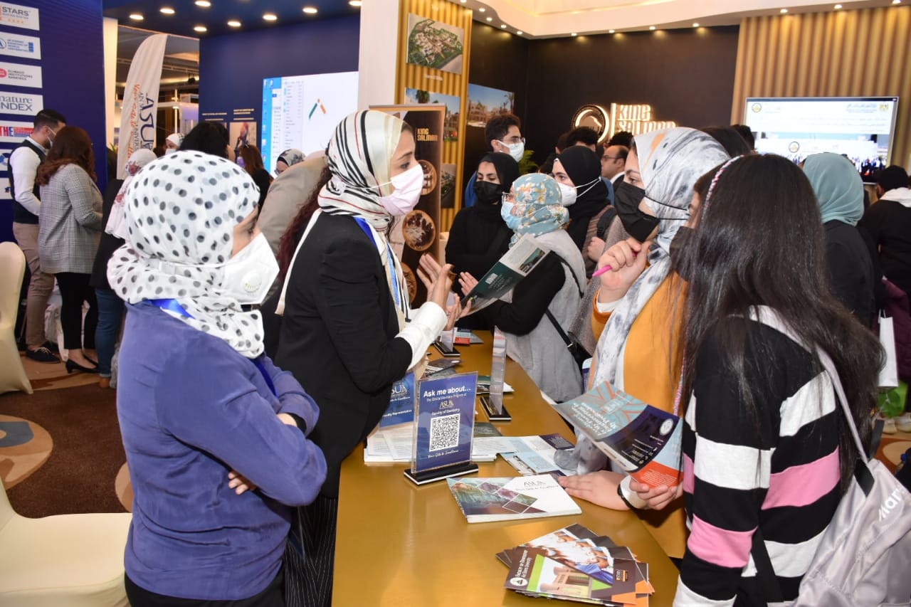 جانب من الفاعليات 