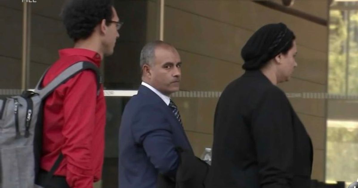 المصري علي المزين قاتل ولديه