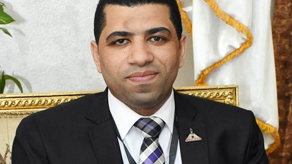 الدكتور إسلام السعيد مدير مركز تعليم الكبار جامعة عين شمس