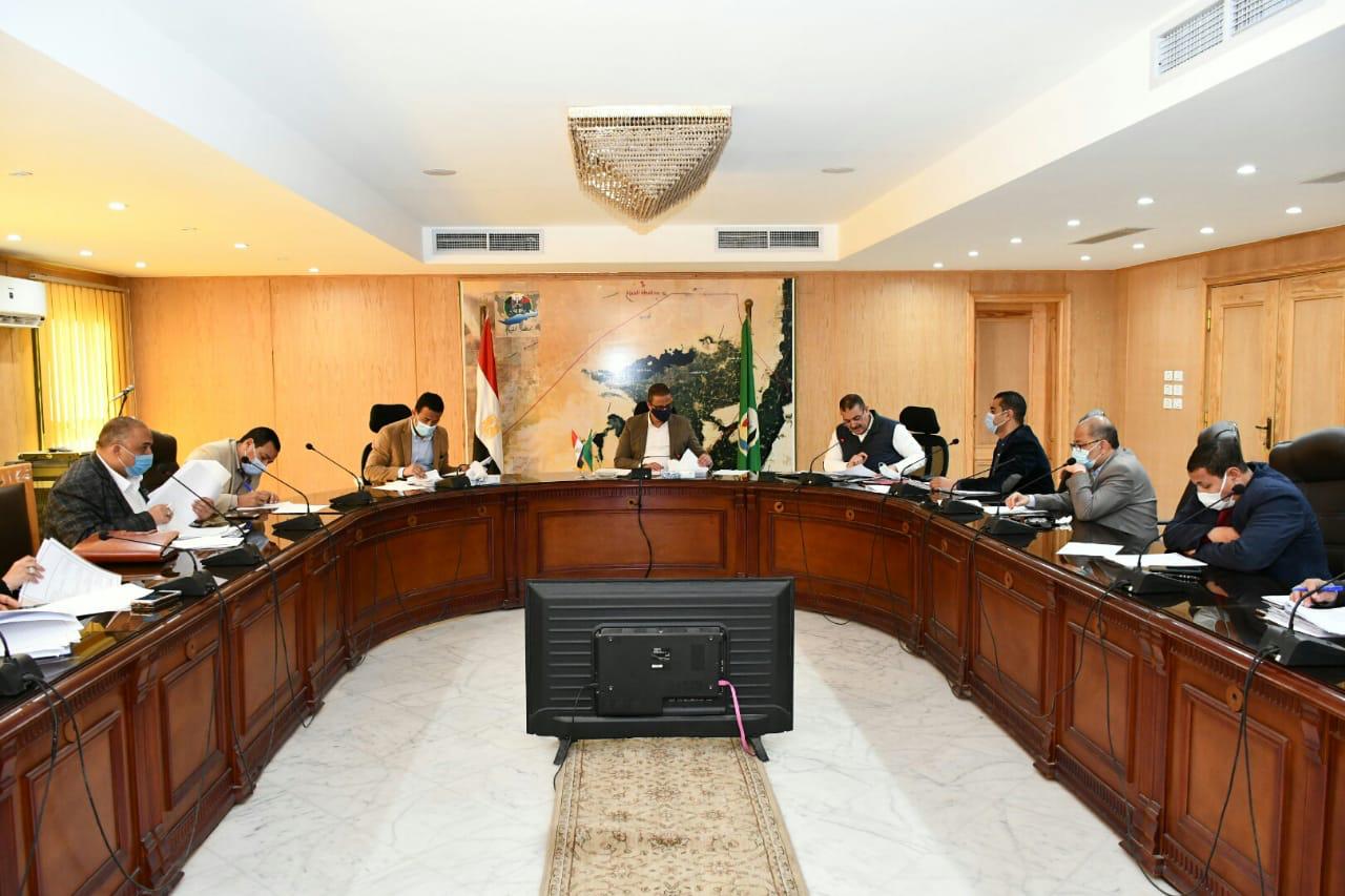 اجتماع محافظ الفيوم  اجتماع محافظ الفيوم