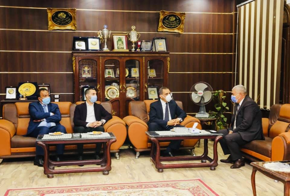 محافظ كفر الشيخ يهنئ مدير الأمن
