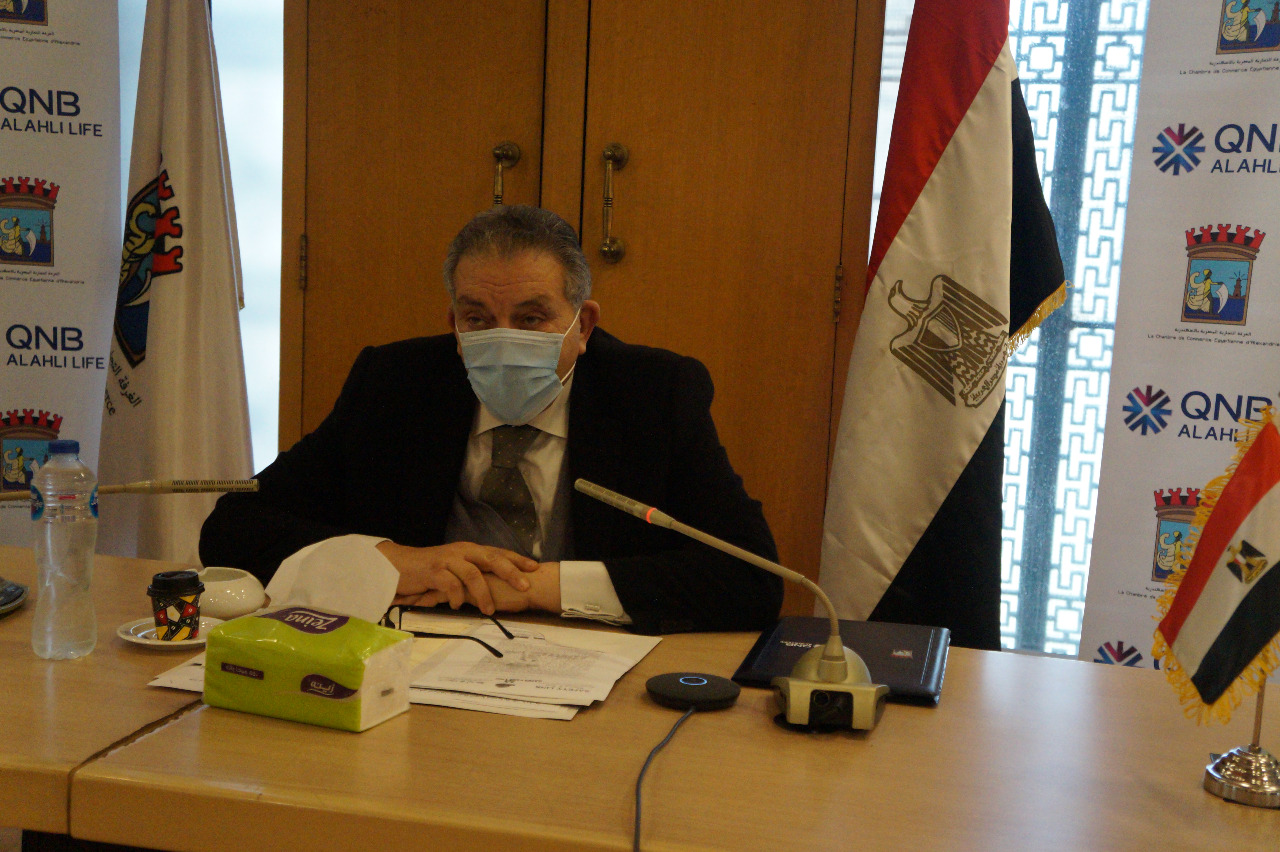 رئيس غرفة الاسكندرية خلال التوقيع 