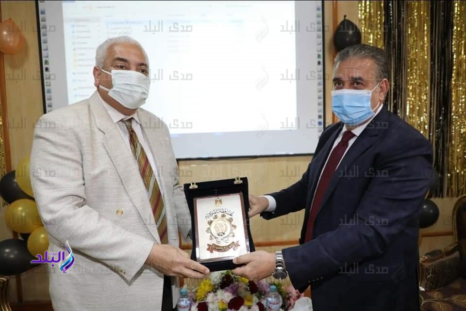 رئيس جامعة مدينة السادات يستقبل محافظ المنوفية