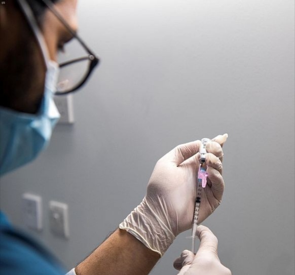 لقاح كورونا - ارشيفي 