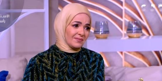 منى عبد الغني 