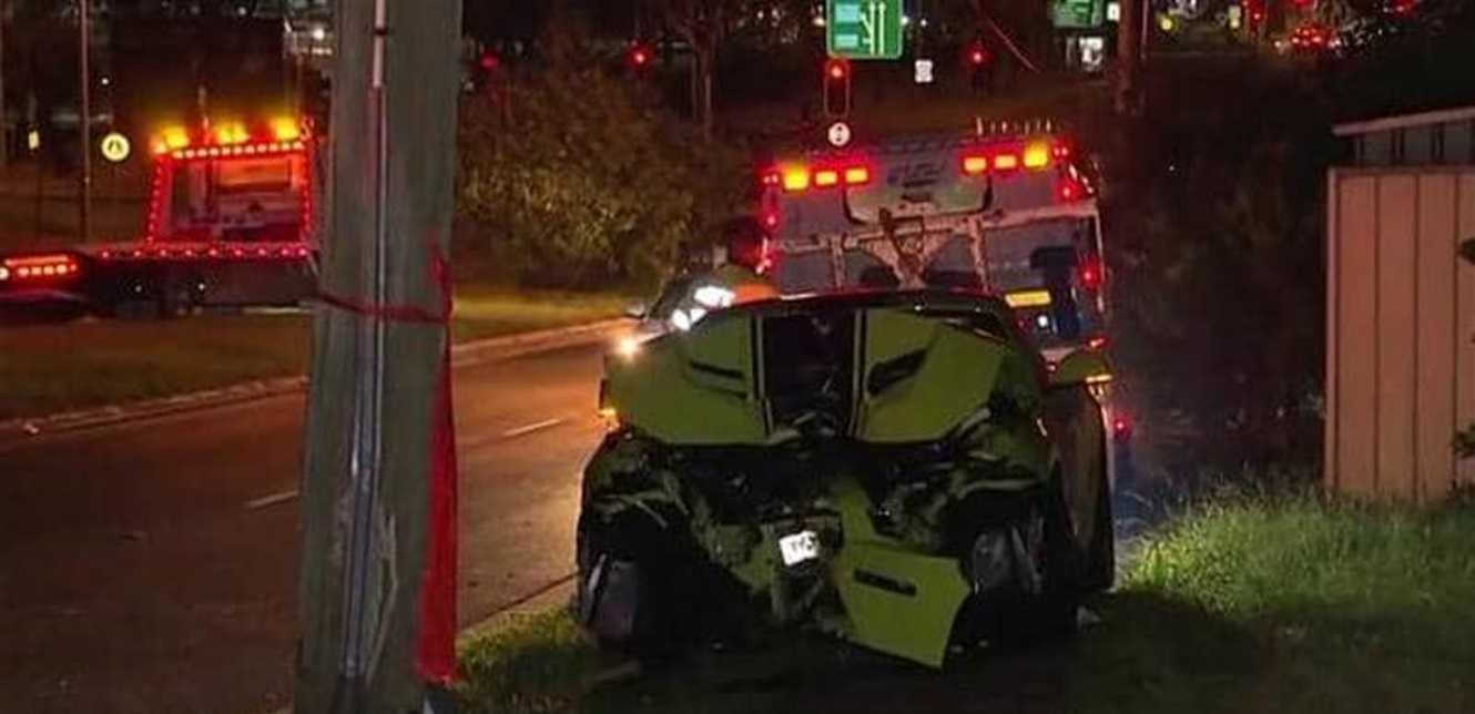 تهشيم سيارة في حادث سير 